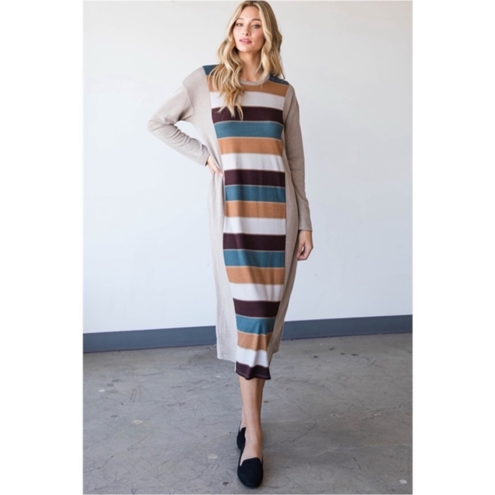 BEAUTIFUL KNIT DRESS